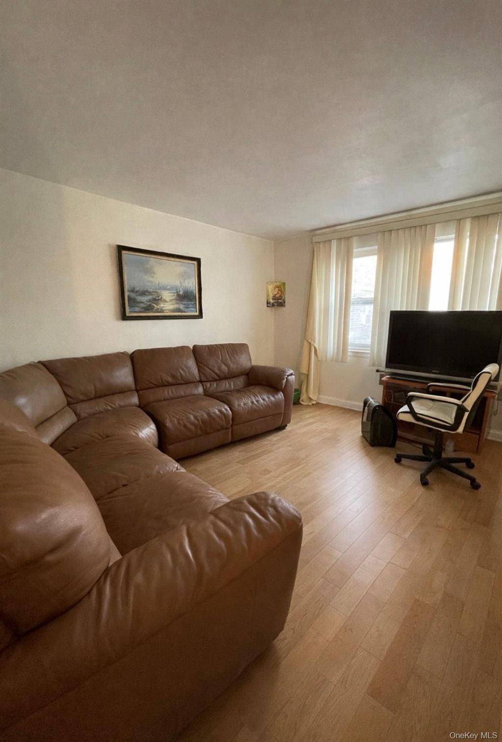 Photo of 138-33 JEWEL Avenue #3Q, Flushing, NY 11367 (MLS # 961740)