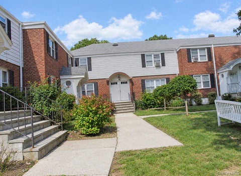 Photo of 16 Peck Ave #16-B, Rye, NY 10580 (MLS # 1064830)