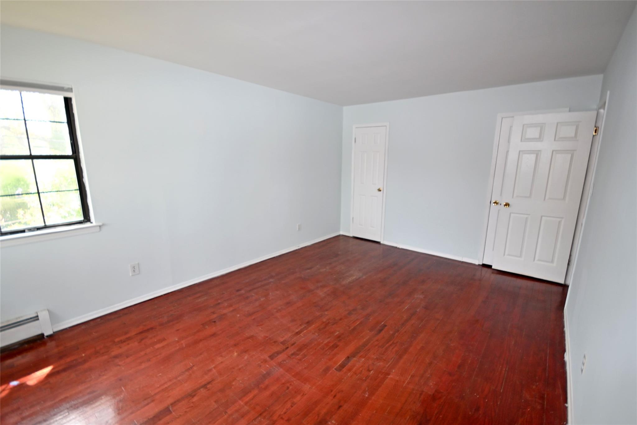 51 Manor Road, Valley Stream, New York image 20