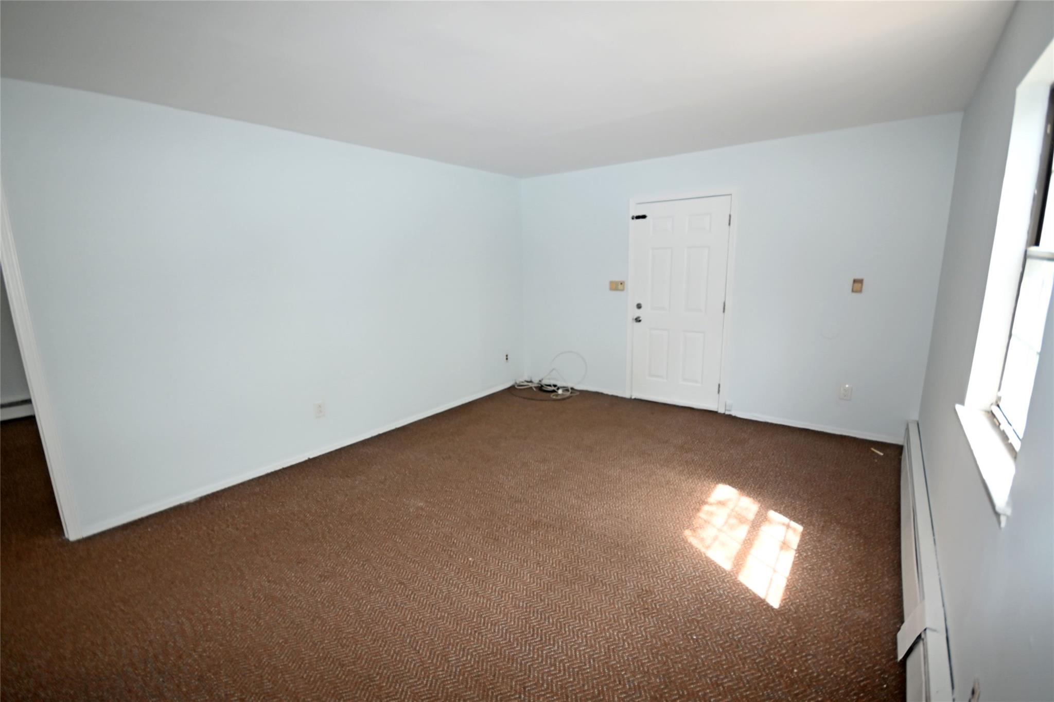 51 Manor Road, Valley Stream, New York image 34