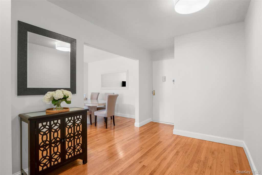 Photo of 320 Palmer Avenue #1E, Mamaroneck, NY 10543 (MLS # 1030311)