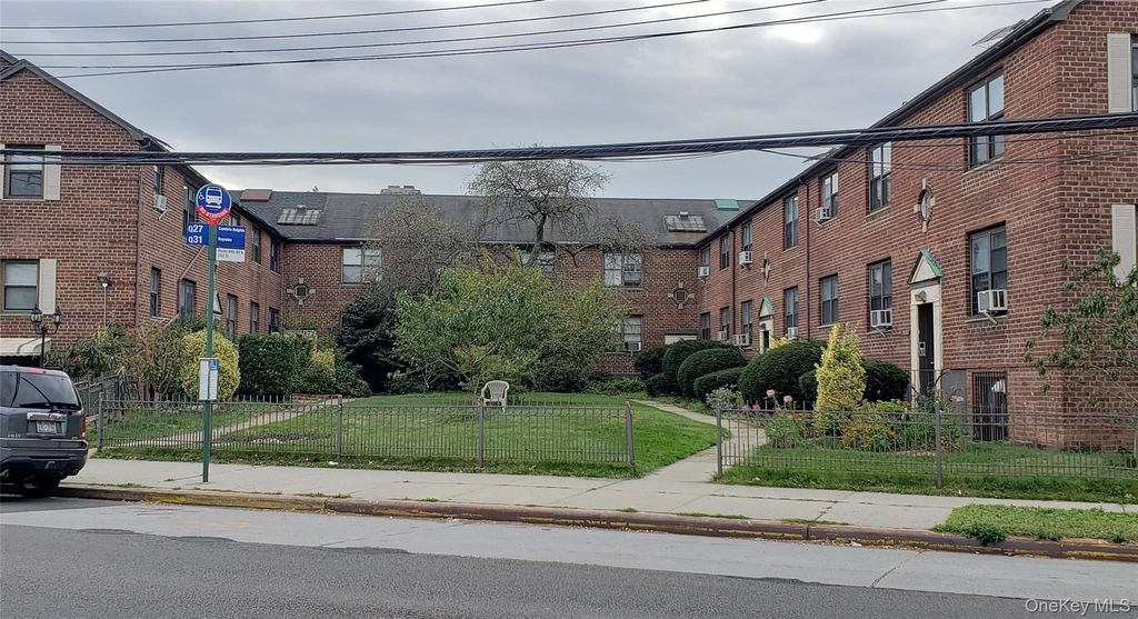 Photo of 20206 Rocky Hill Road #C1, Bayside, NY 11361 (MLS # 952999)