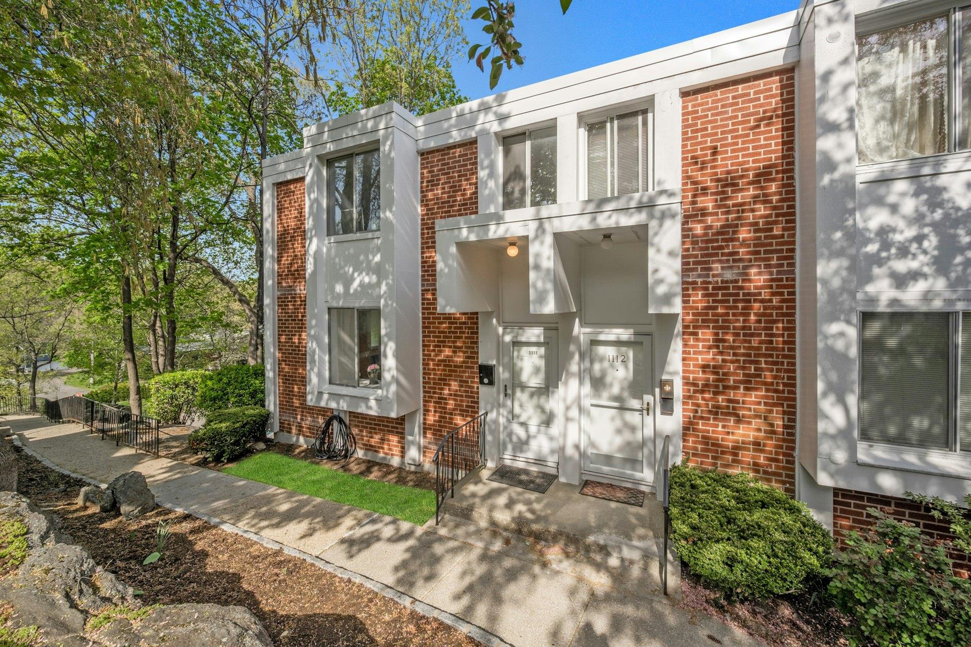 1111 Colony Drive #1111, Hartsdale, New York image 3