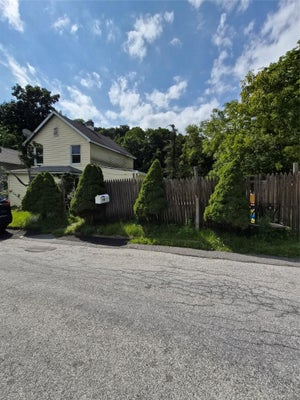 10 CEDAR ST, STAATSBURG, NY 12580 - Image e1d9c05eb73d2f218184c846b47fd6f3/2593739327