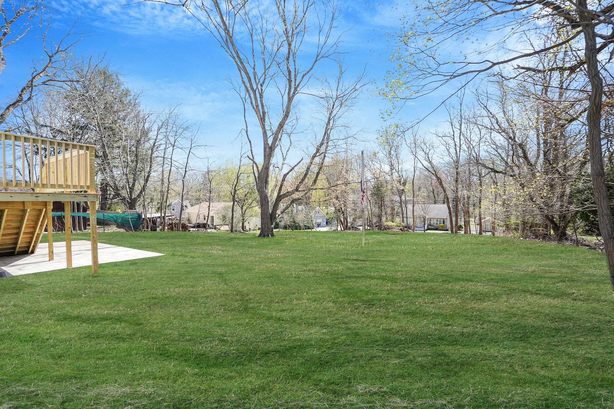 2939 N Wading River Road, Wading River, New York image 4