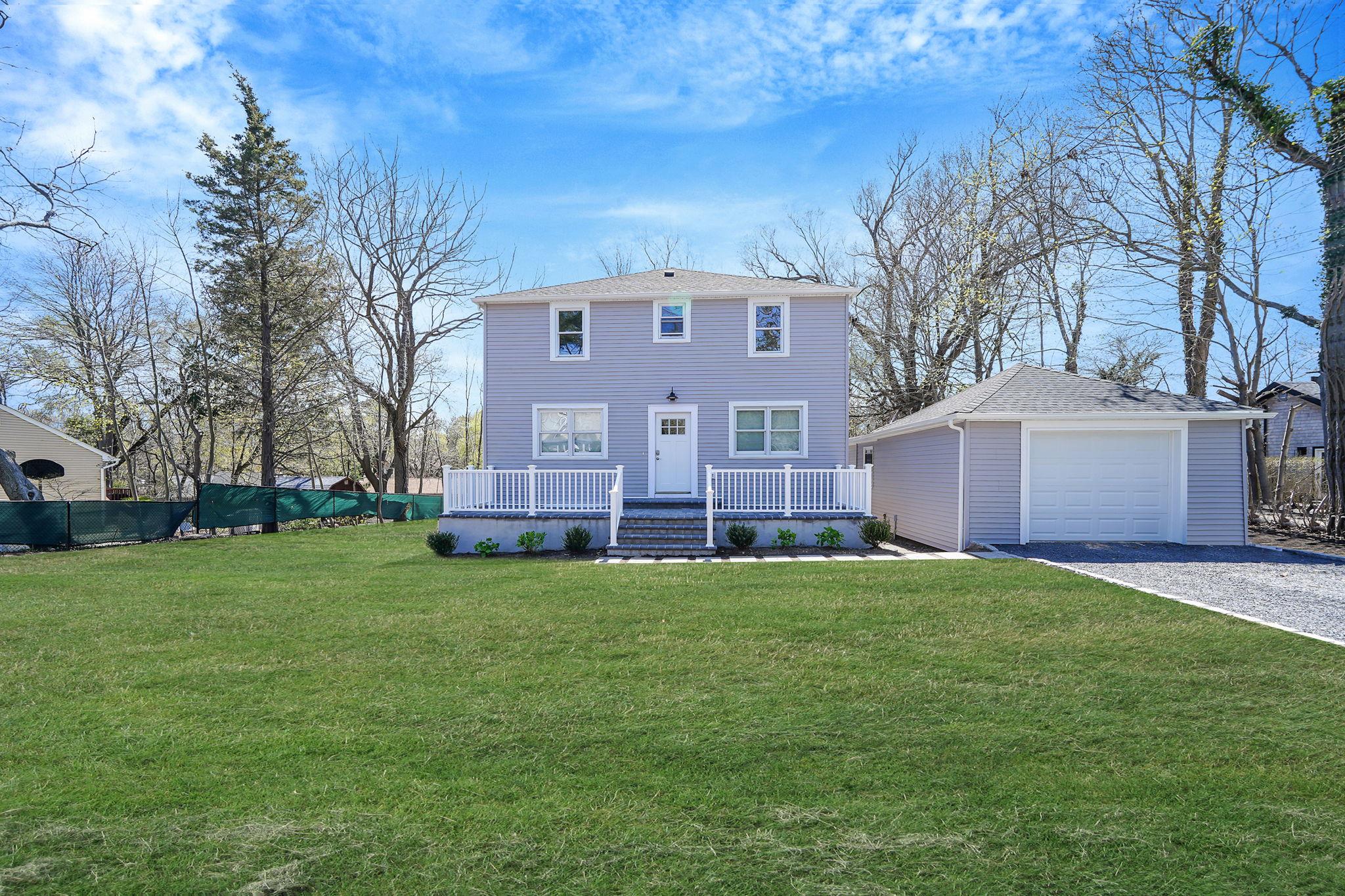 2939 N Wading River Road, Wading River, New York image 1