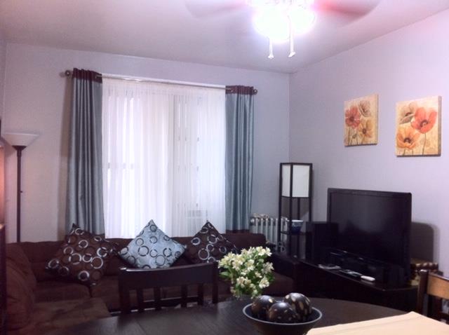 Rental Property at Holland Avenue 1M, Bronx, New York - Bedrooms: 1 
Bathrooms: 1 
Rooms: 4  - $2,400 MO.