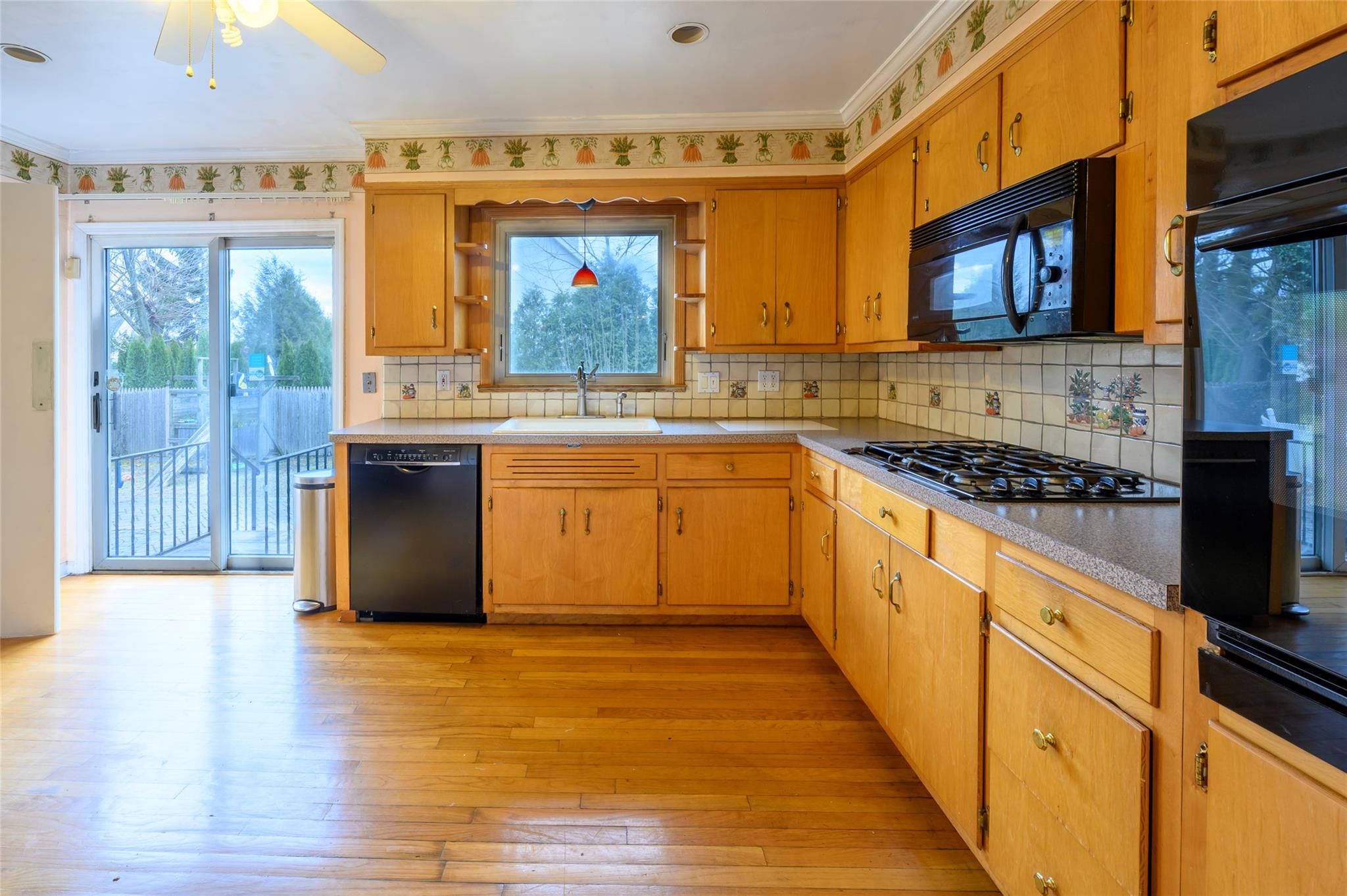 15 Hillside Road, Bronxville, New York image 9