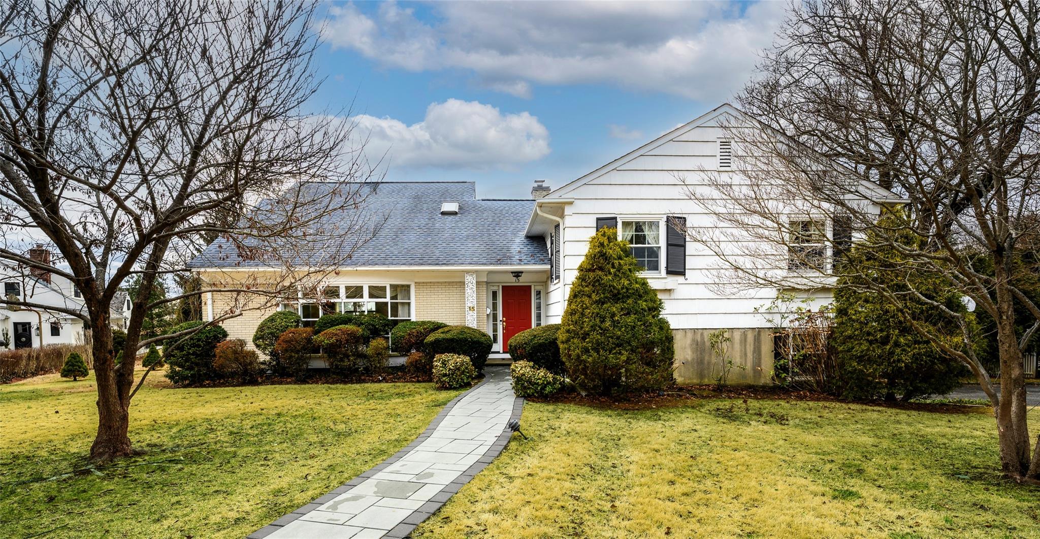 15 Hillside Road, Bronxville, New York image 1