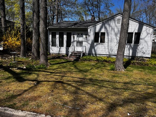 Annette Ave, Smithtown, Hamptons, NY - 2 Bedrooms  
1 Bathrooms - 