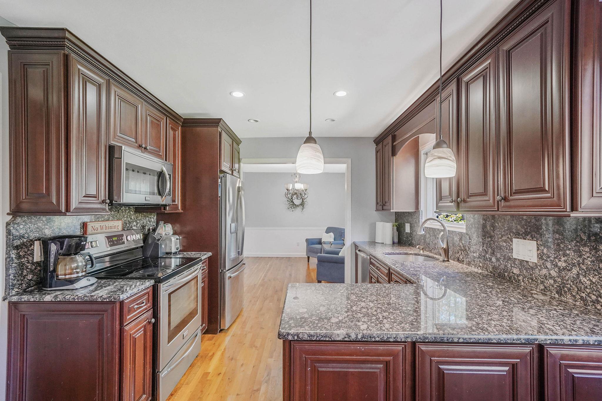 10 Jomar Road, Shoreham, New York image 7