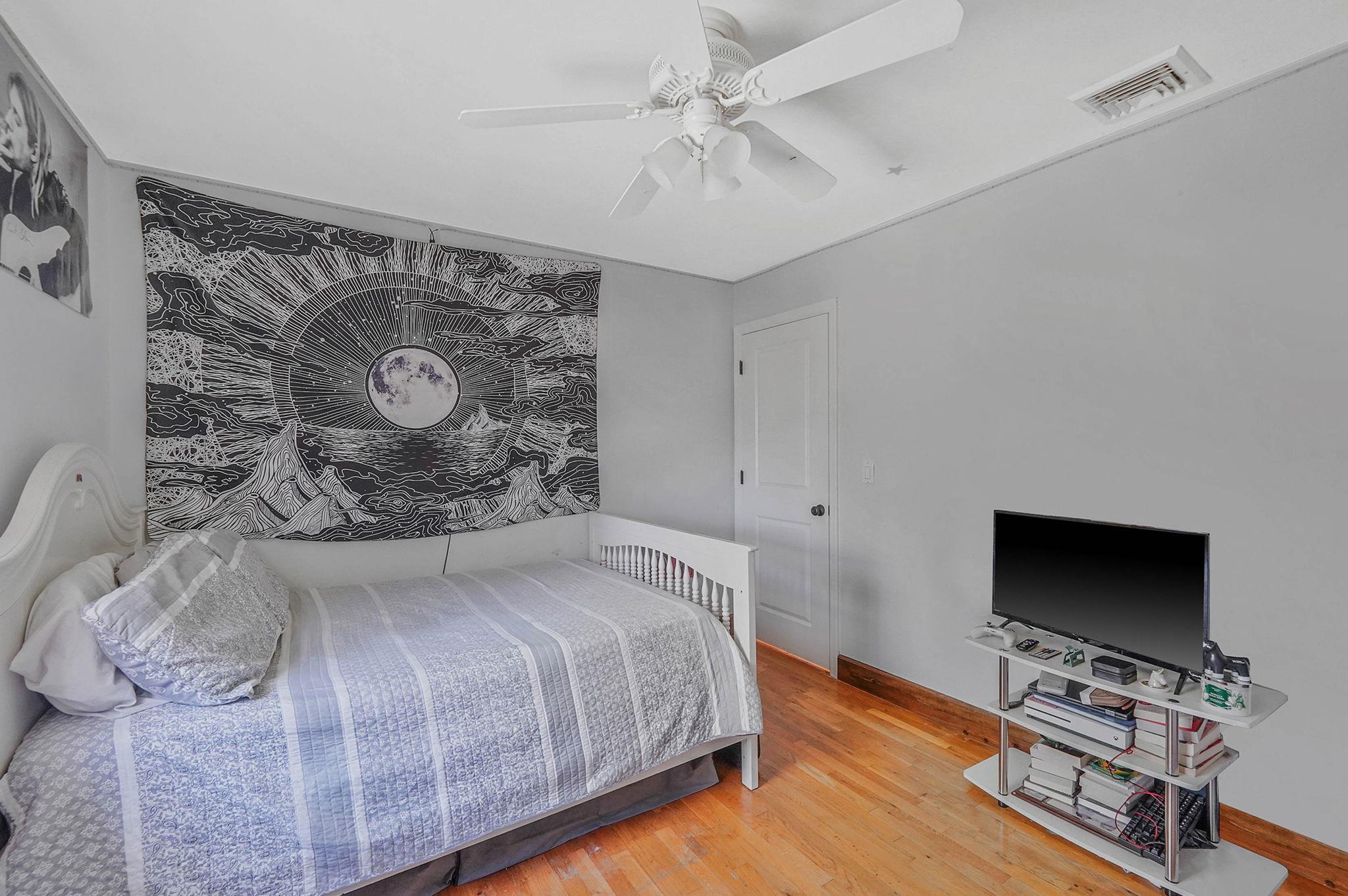 10 Jomar Road, Shoreham, New York image 18