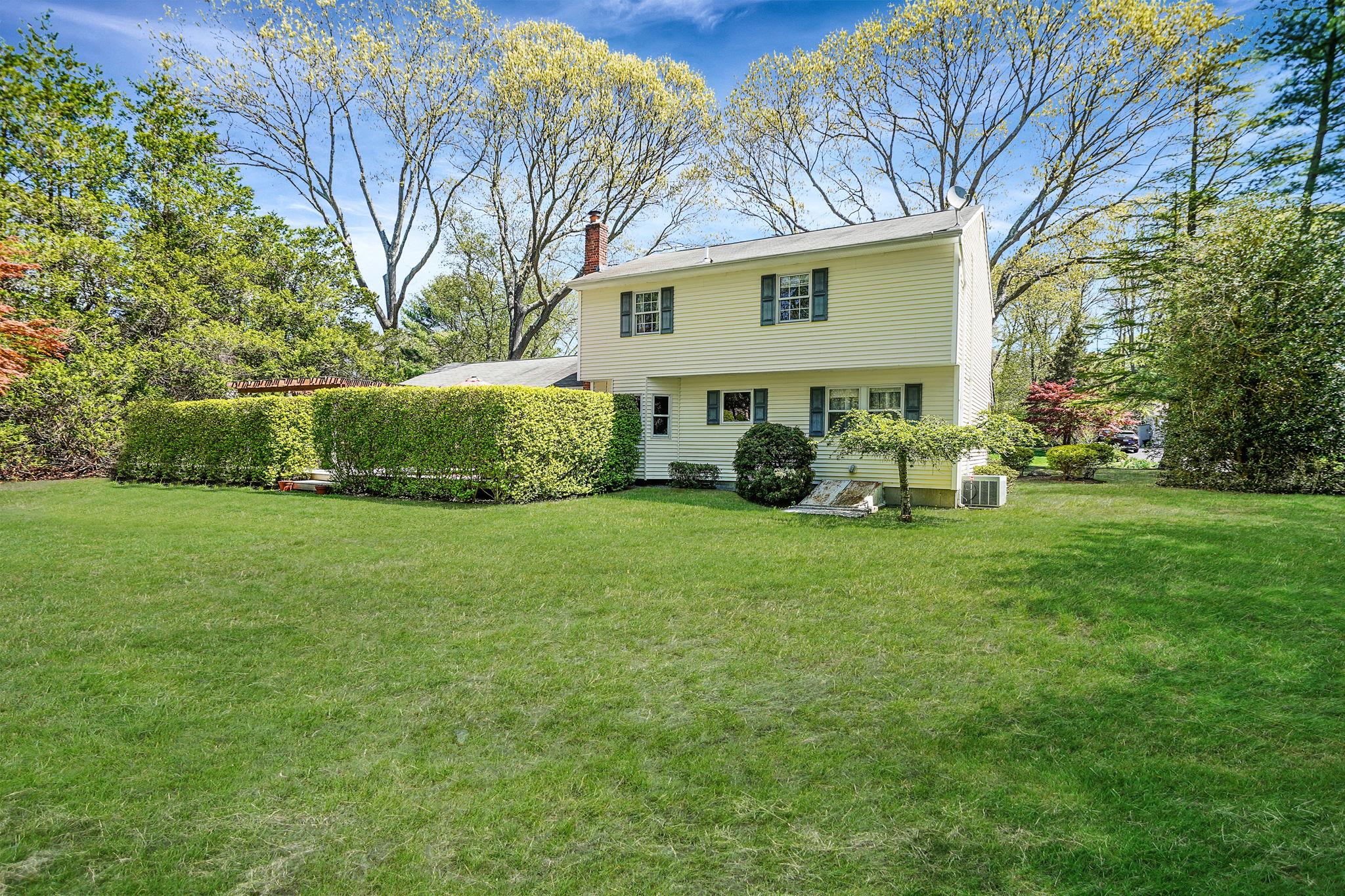 10 Jomar Road, Shoreham, New York image 25