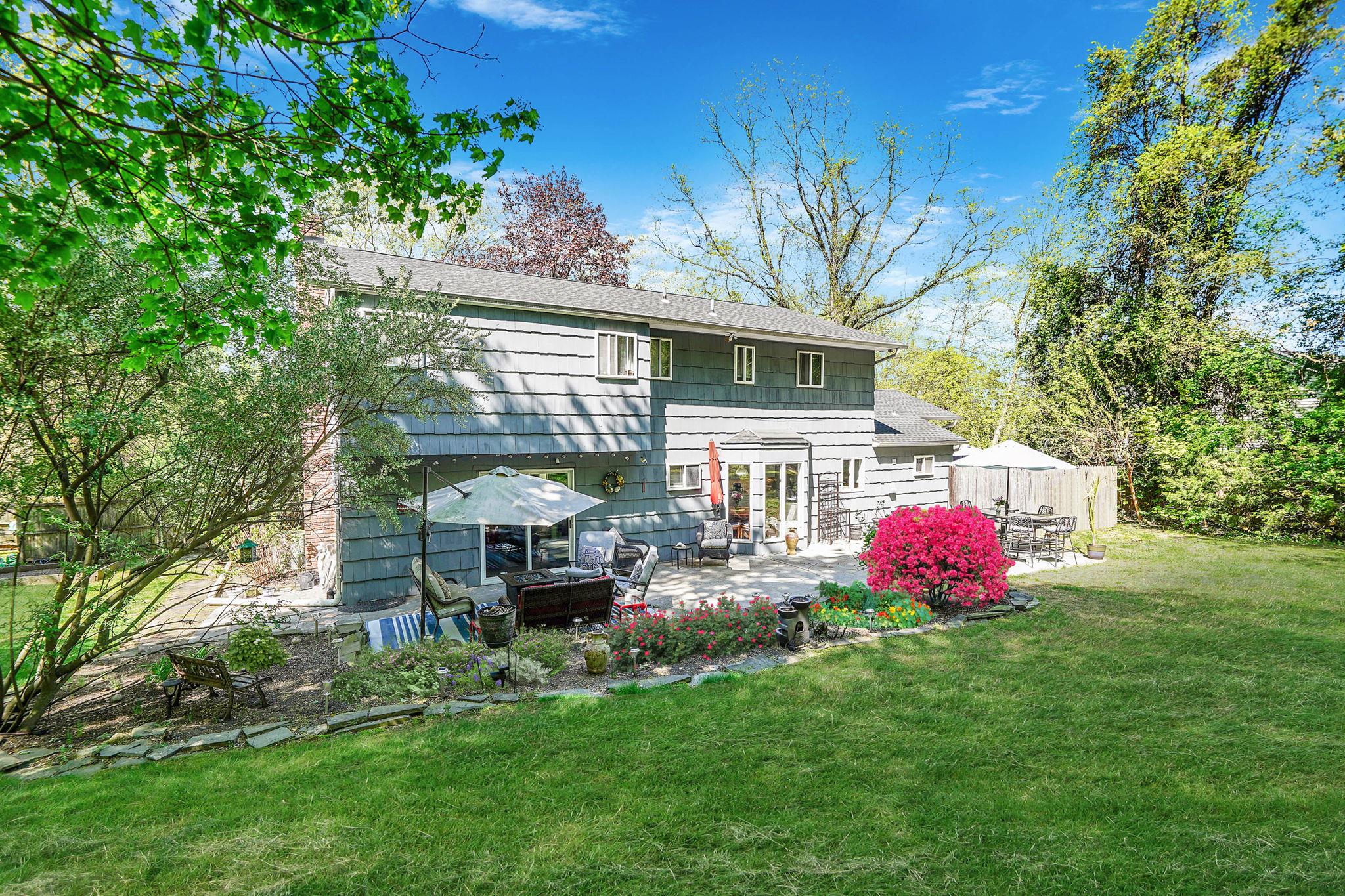 2 Harbor Circle, Centerport, New York image 31