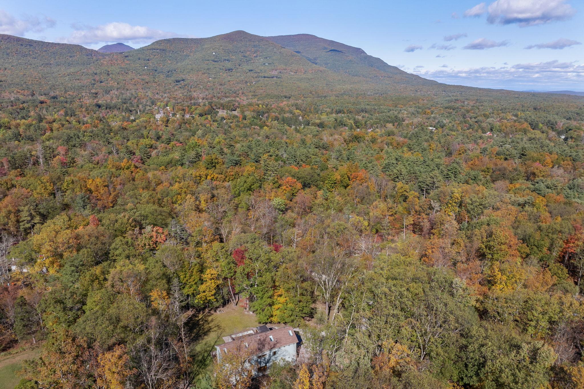 44 Old Wagon Road