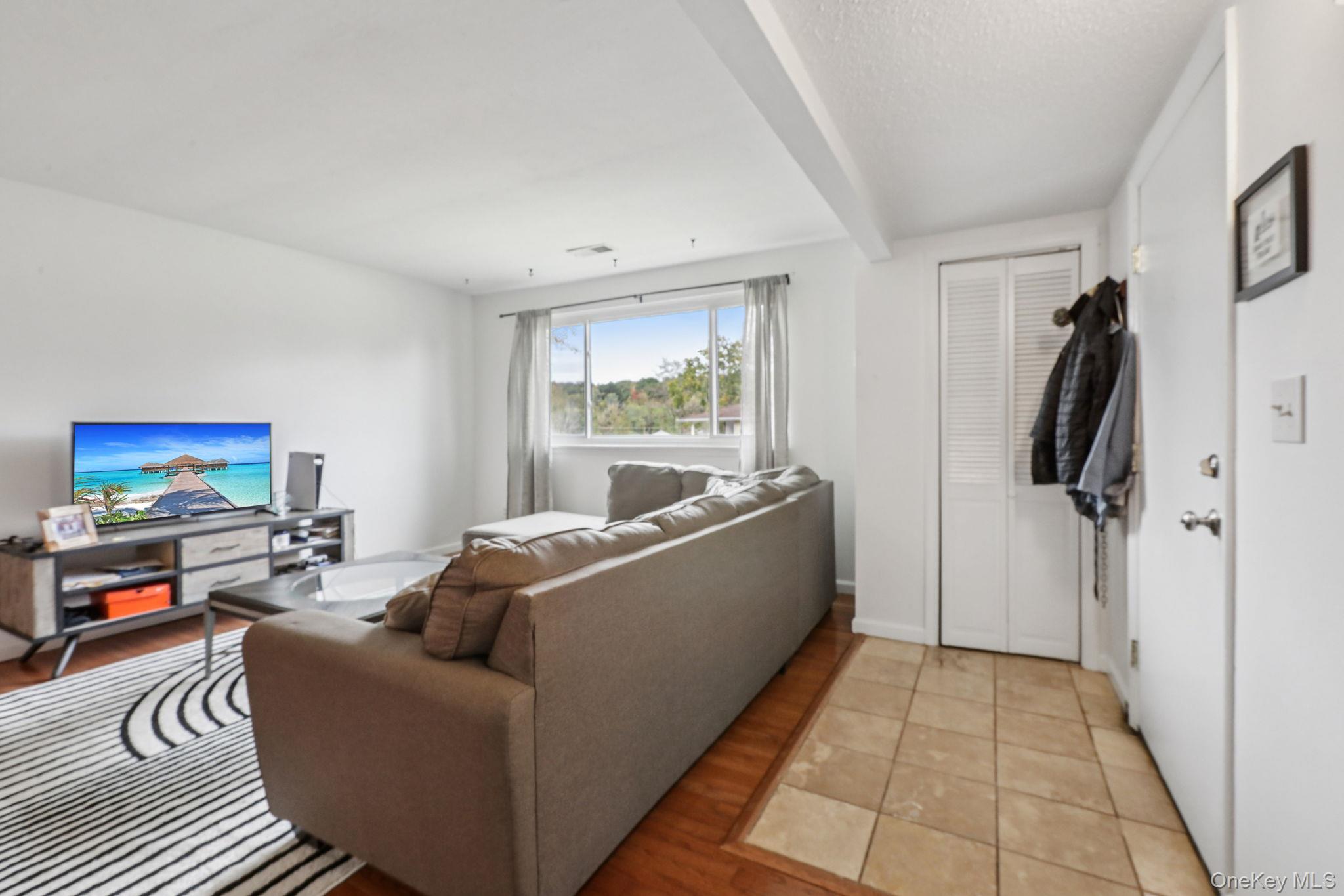 2006 Baldwin Lane 20F