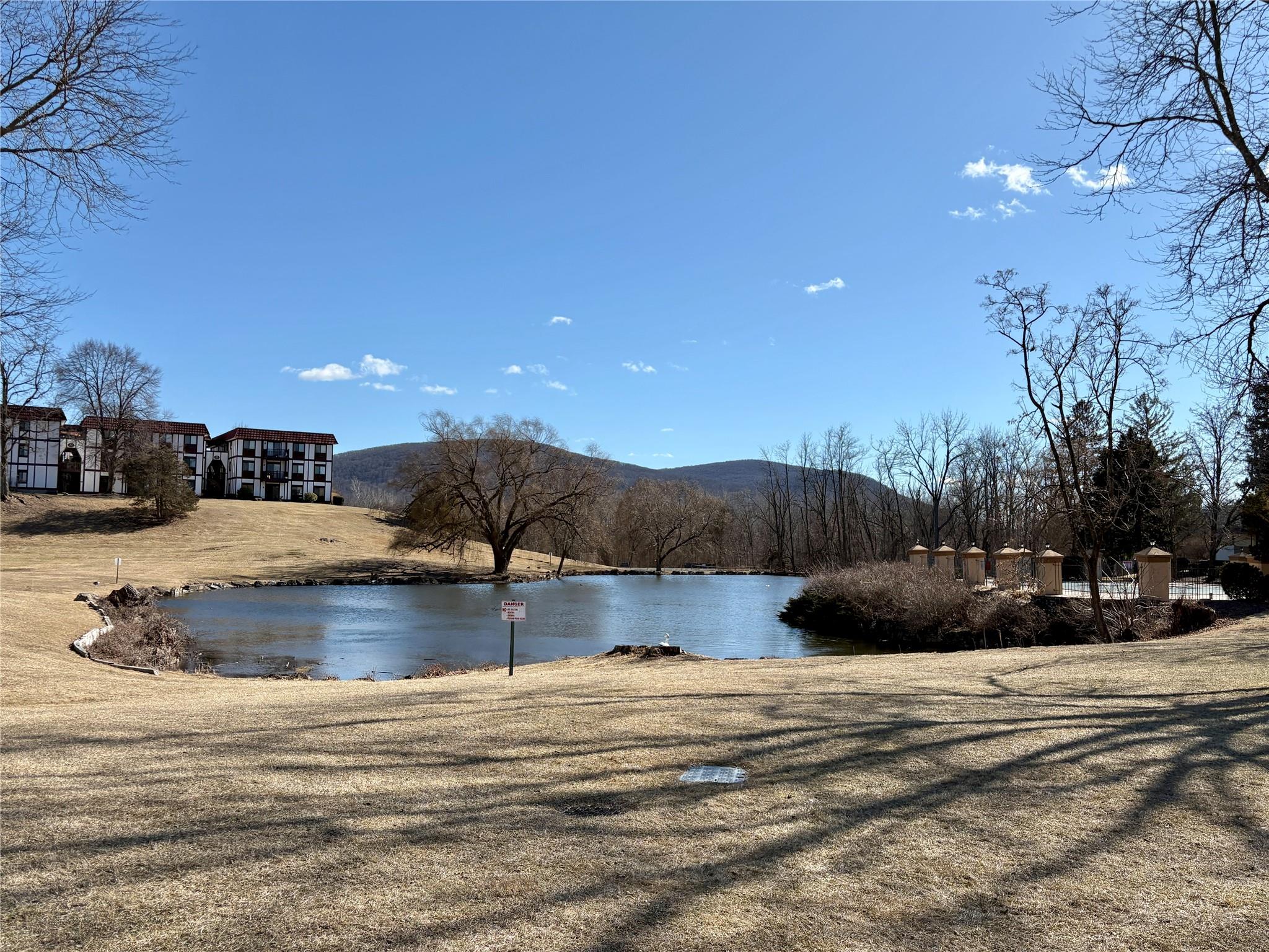 2 Loudon Drive #15, Fishkill, New York image 2