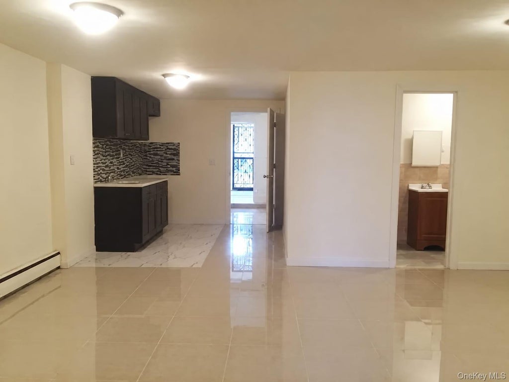 Photo of 2219 Cincinnatus Avenue, Bronx, NY 10473 (MLS # 1053716)