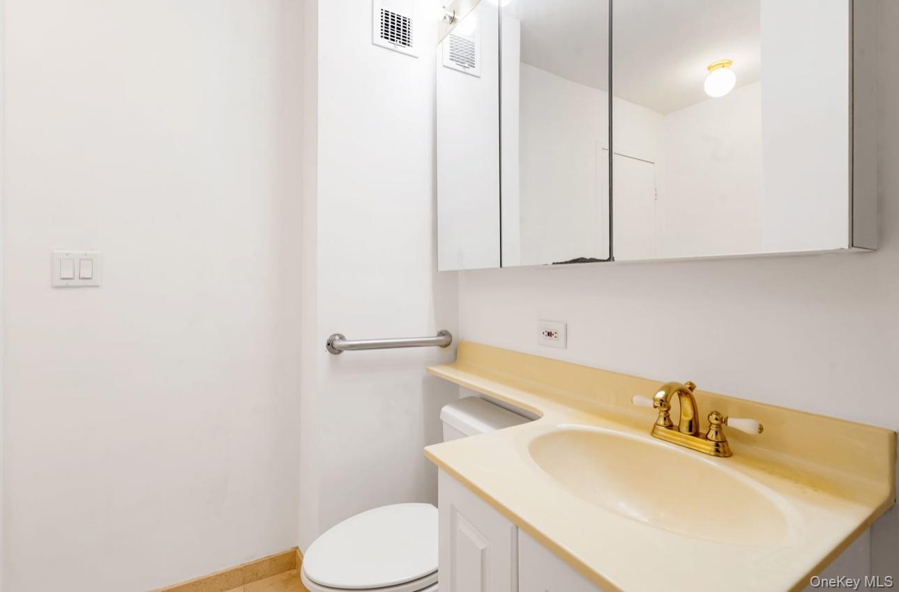 420 E 64th Street W8F