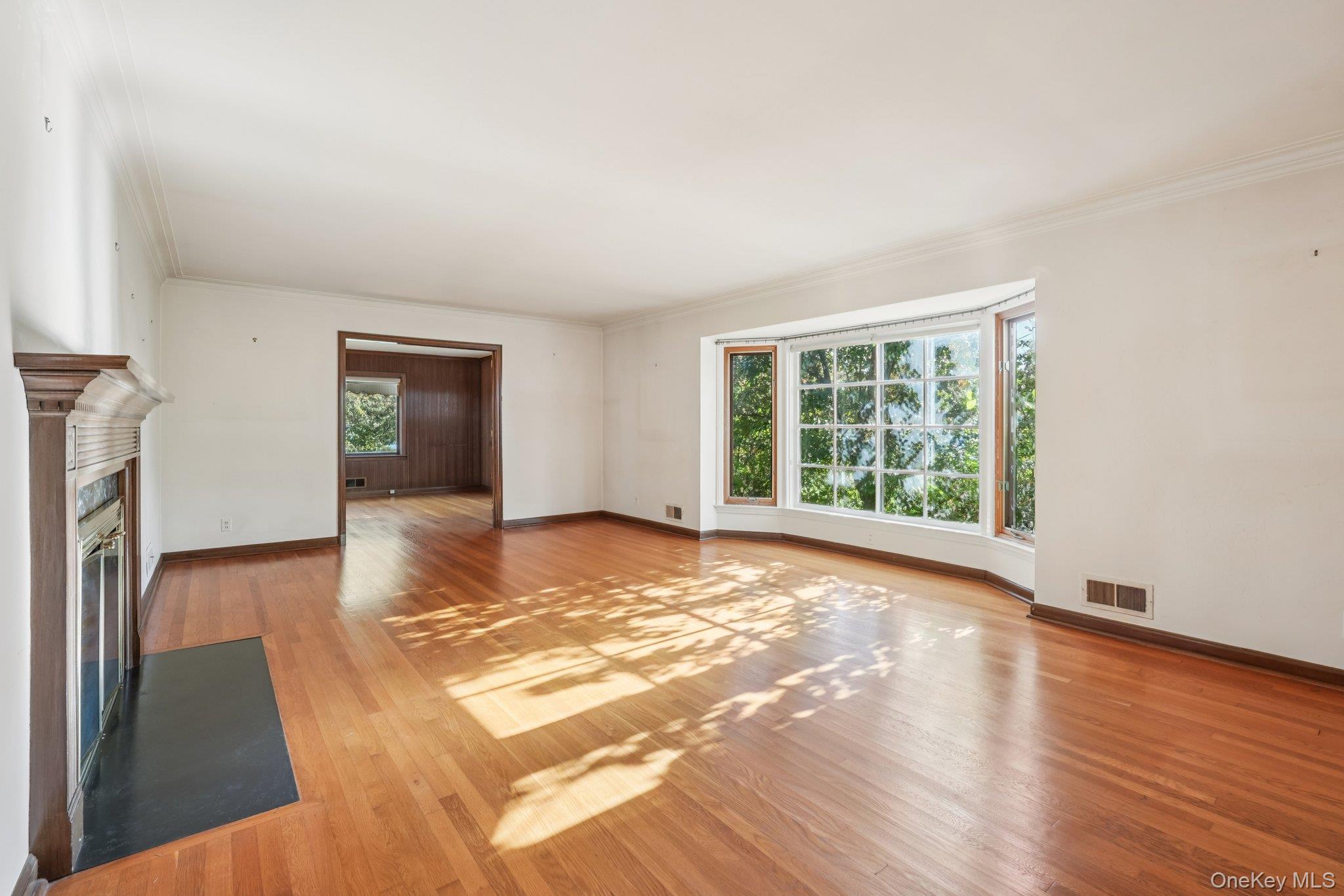 13 Hillview Drive