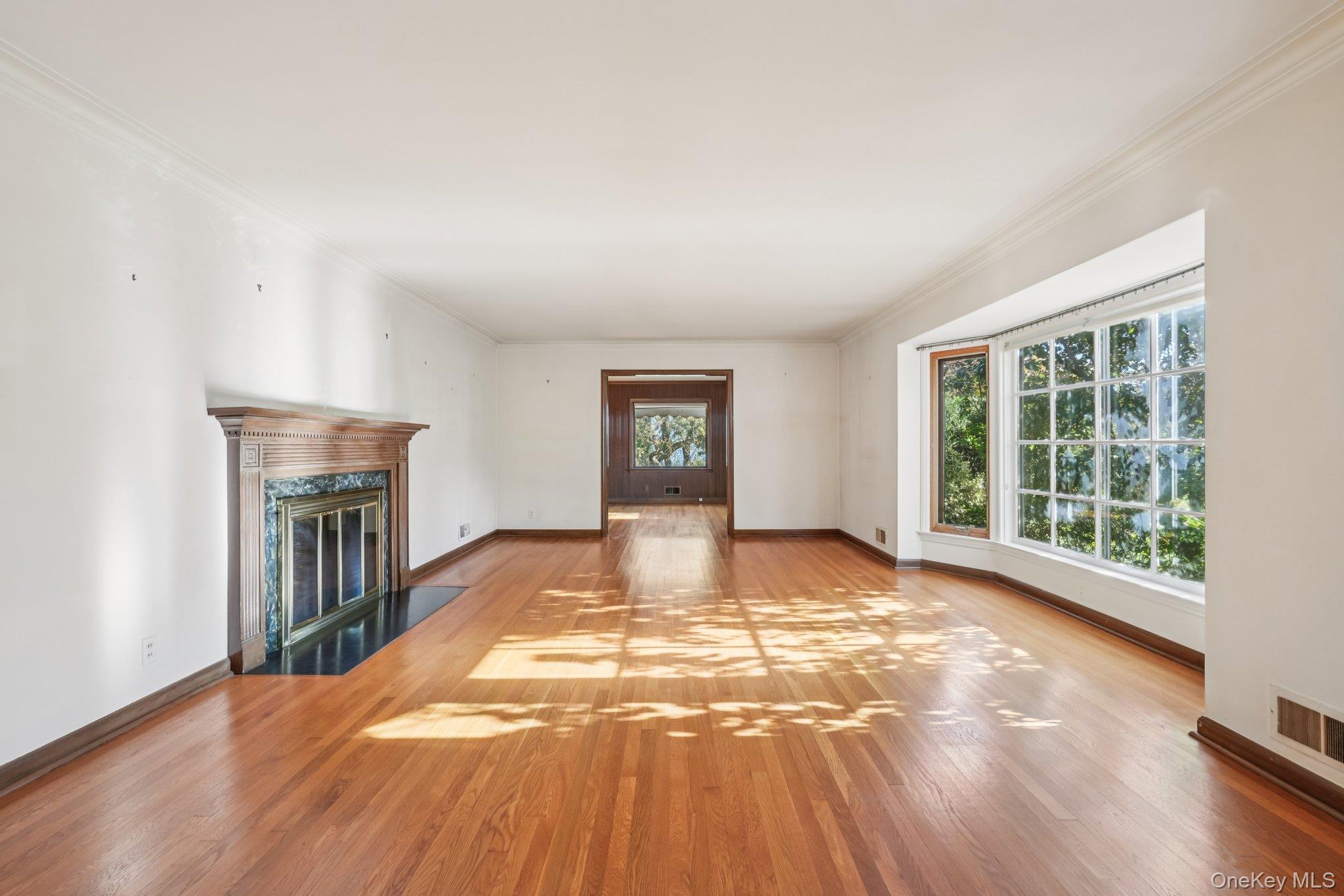 13 Hillview Drive