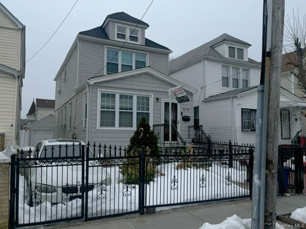 Photo of 9030 Vanderveer Street, Queens Village, NY 11428 (MLS # 984901)