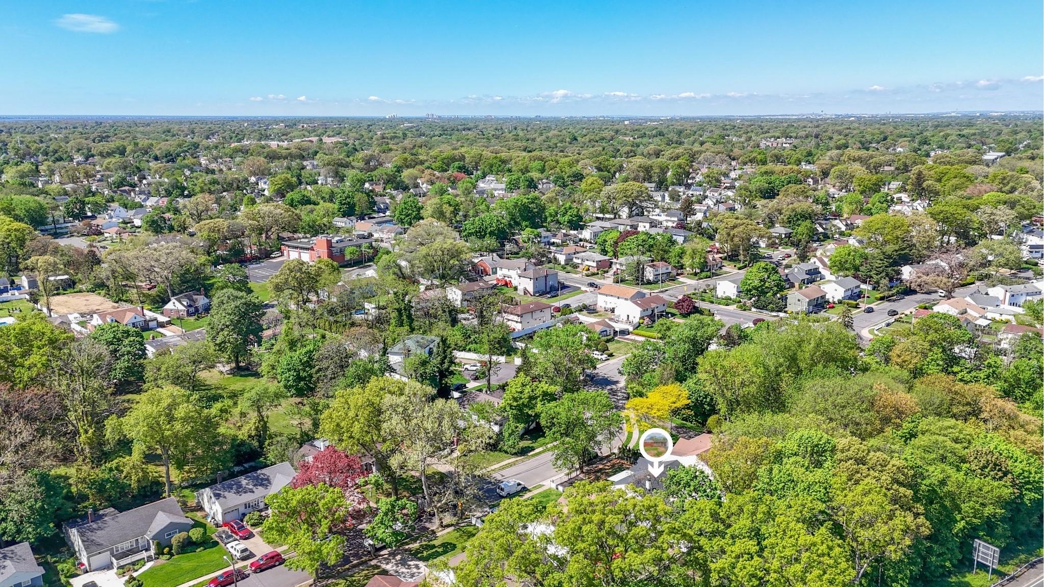 717 Janos Lane, West Hempstead, New York image 25