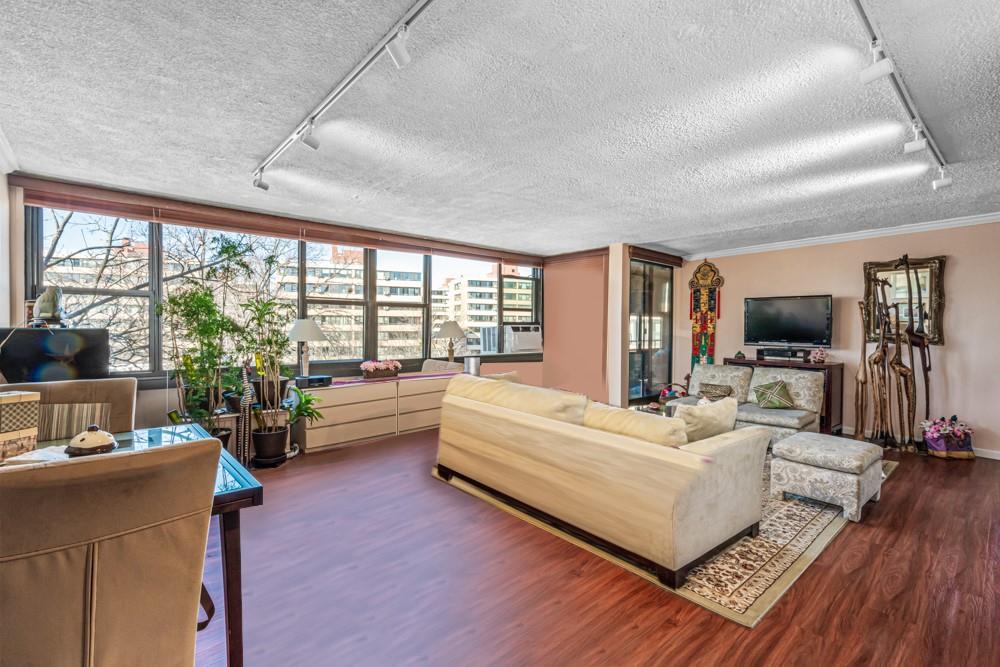 166th Street 7D, Beechhurst, Queens, NY - 2 Bedrooms  
1 Bathrooms  
5 Rooms - 