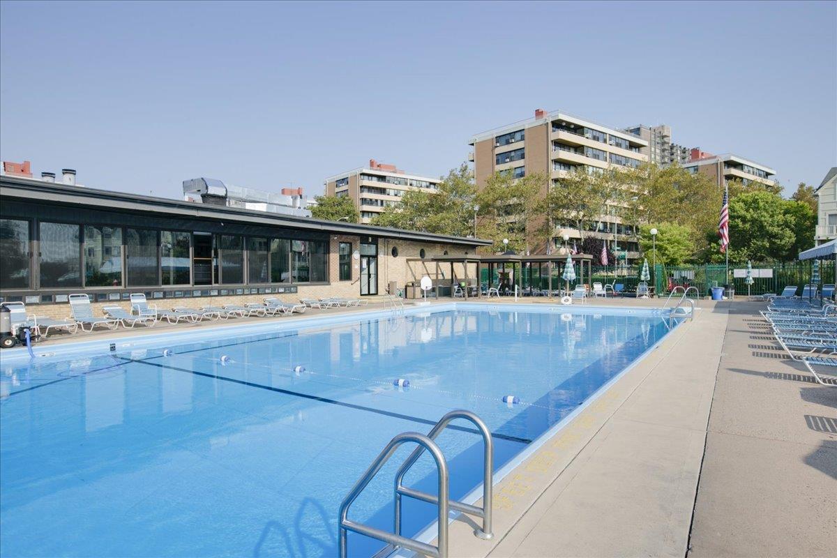 9-15 166th Street #7D, Beechhurst, New York image 22
