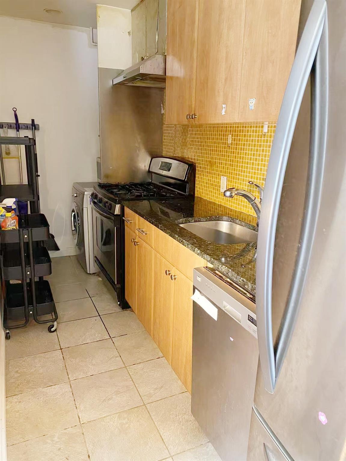 3138 137th Street 5A