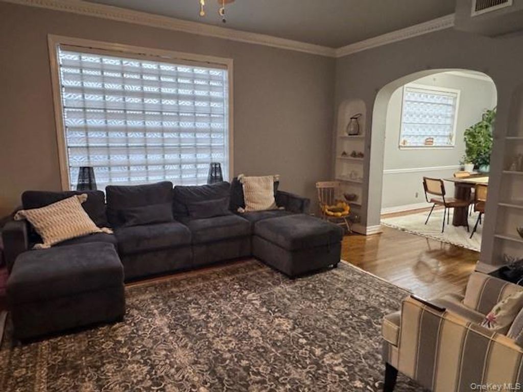 Photo of 14411 75th Avenue, Flushing, NY 11367 (MLS # 949043)