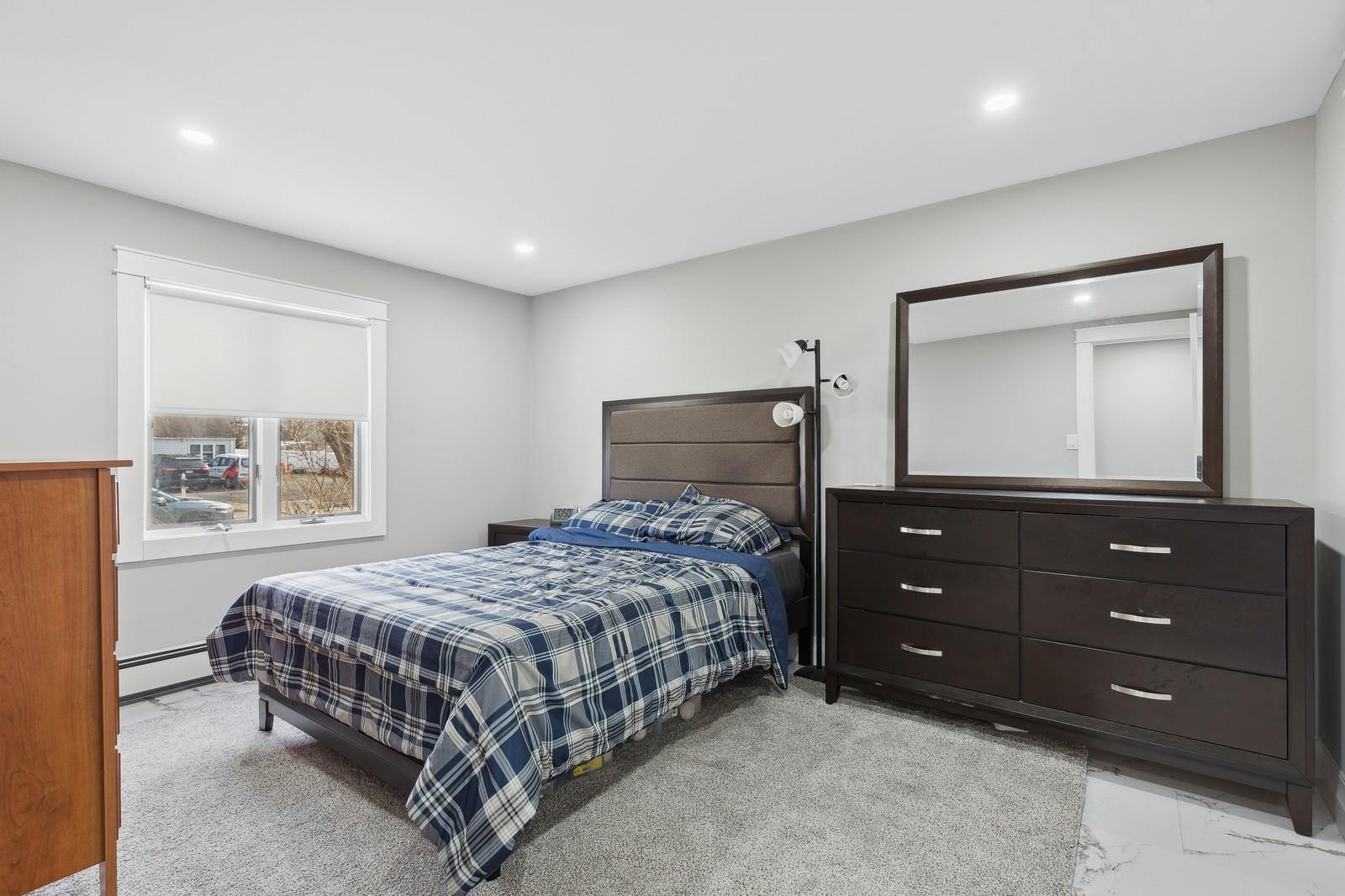 20 Hackberry Lane, Holbrook, New York image 11