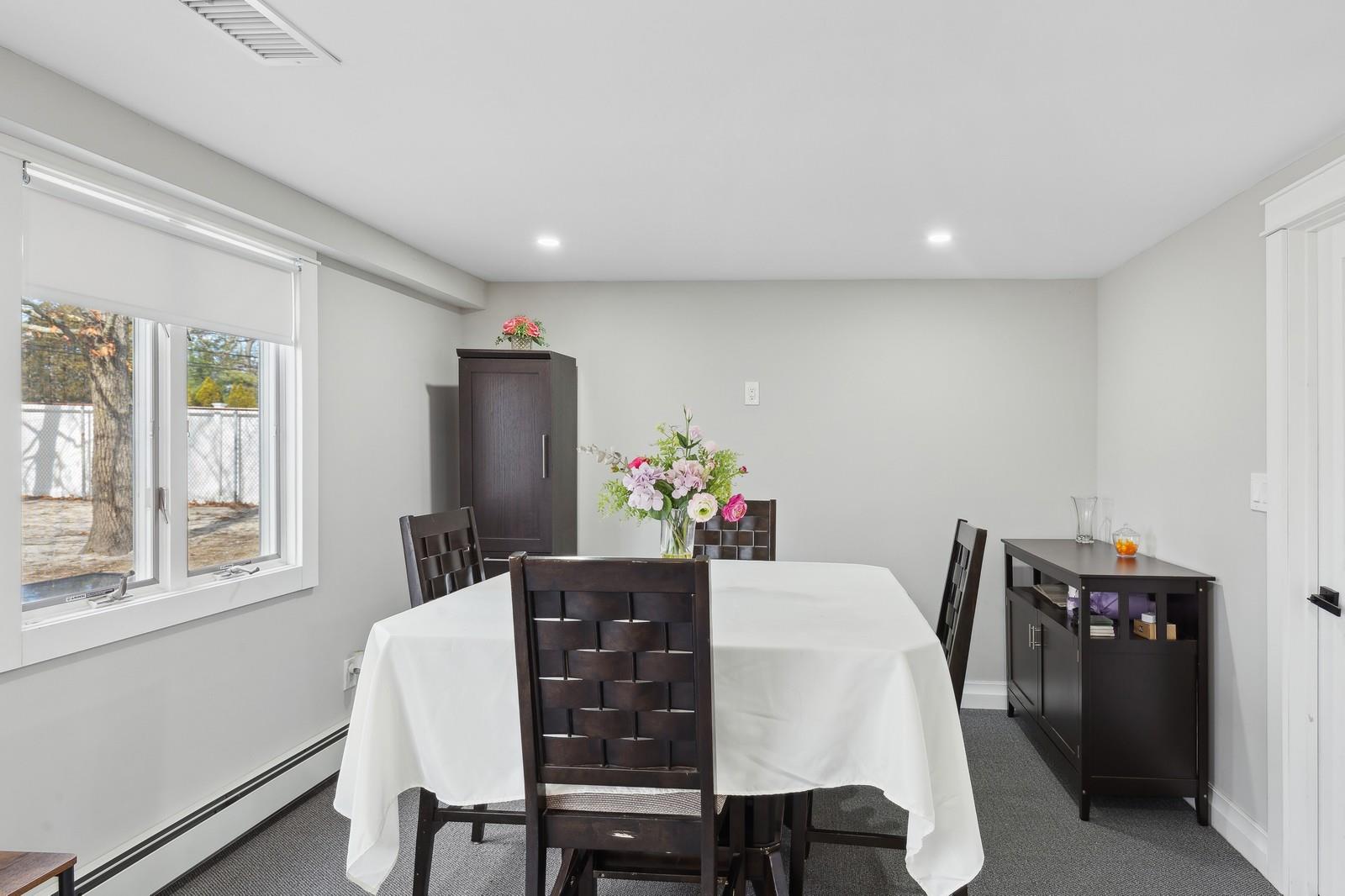 20 Hackberry Lane, Holbrook, New York image 8