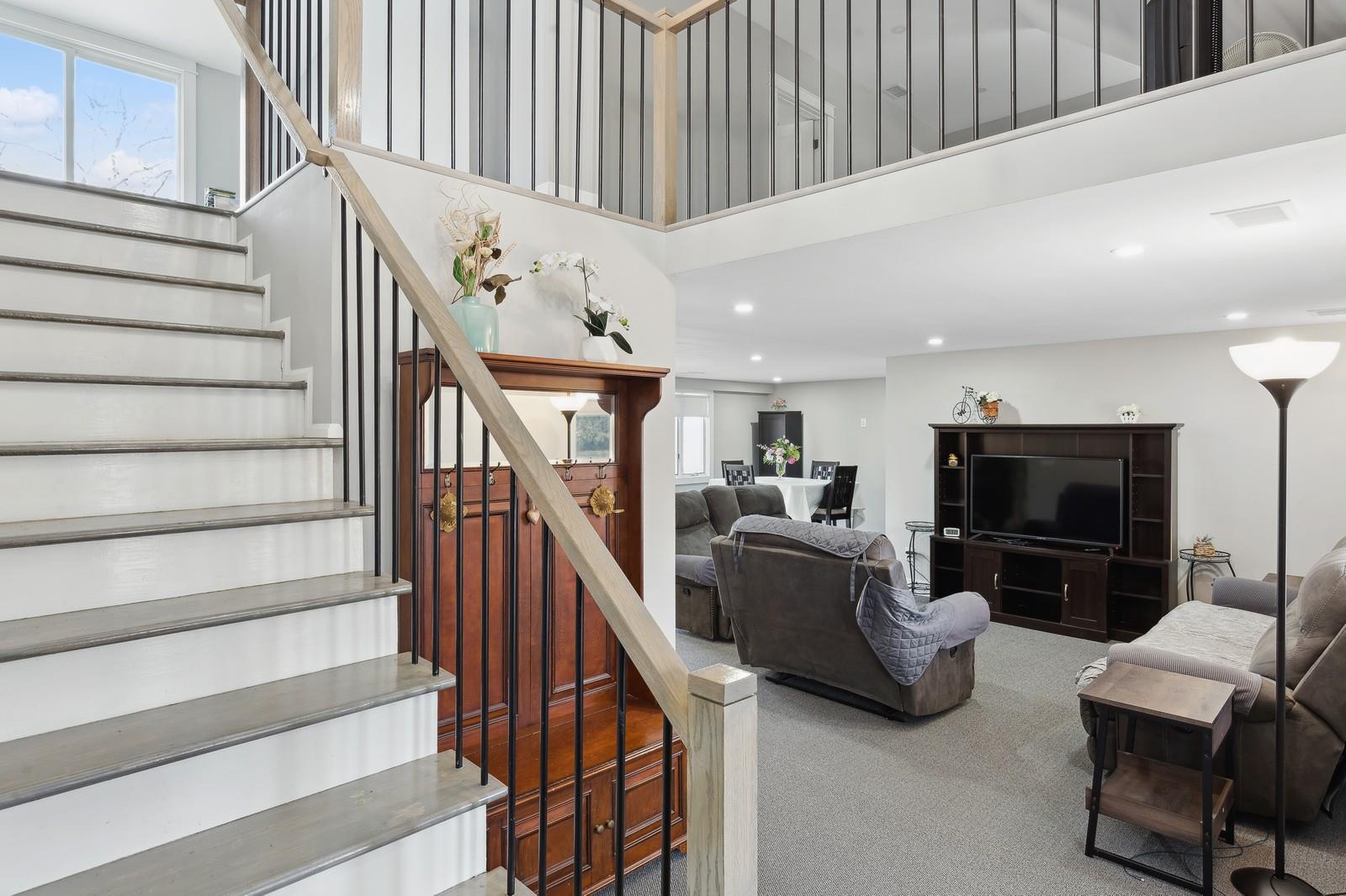 20 Hackberry Lane, Holbrook, New York image 3