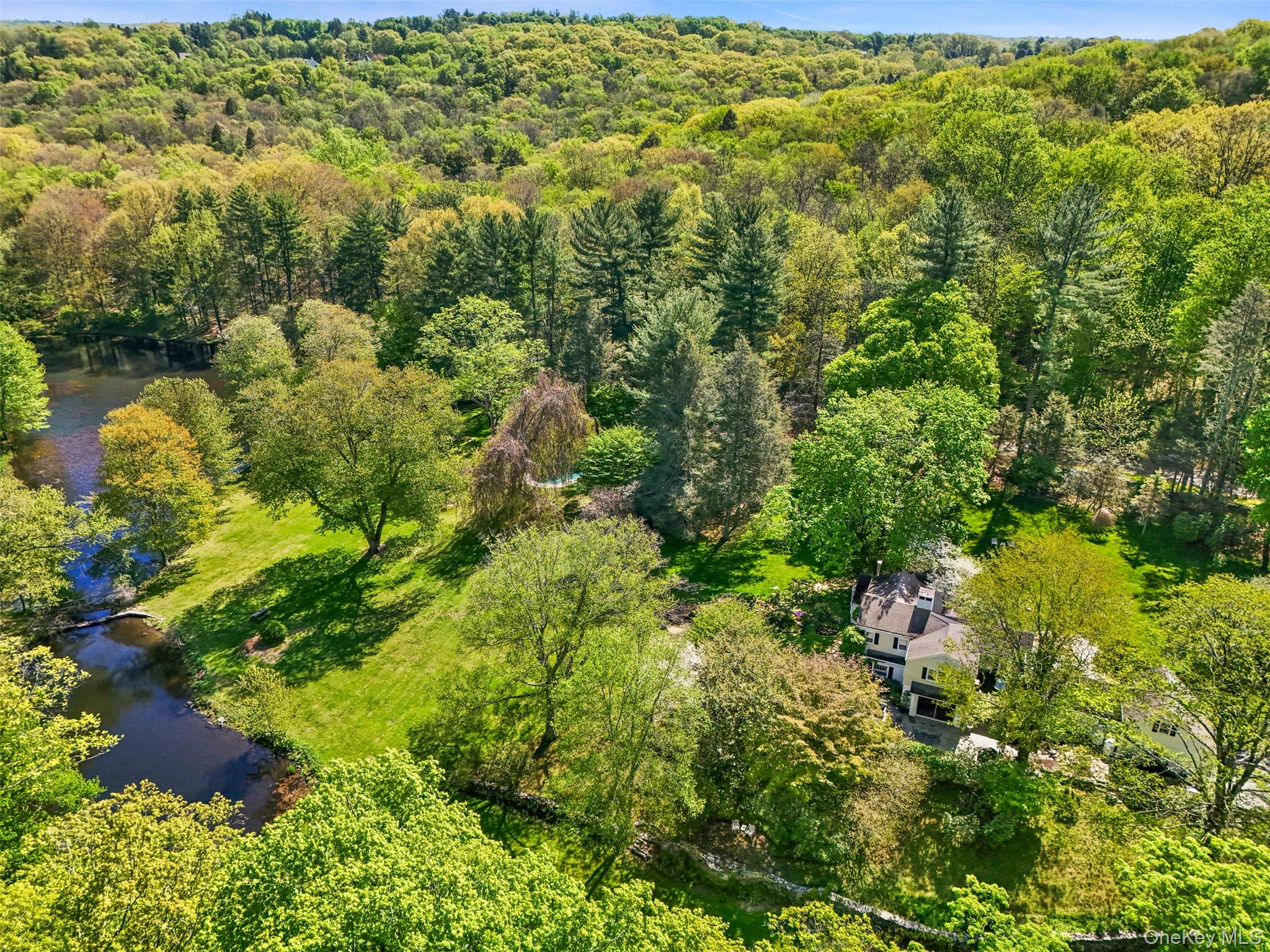 123 & 135 Mianus River Road