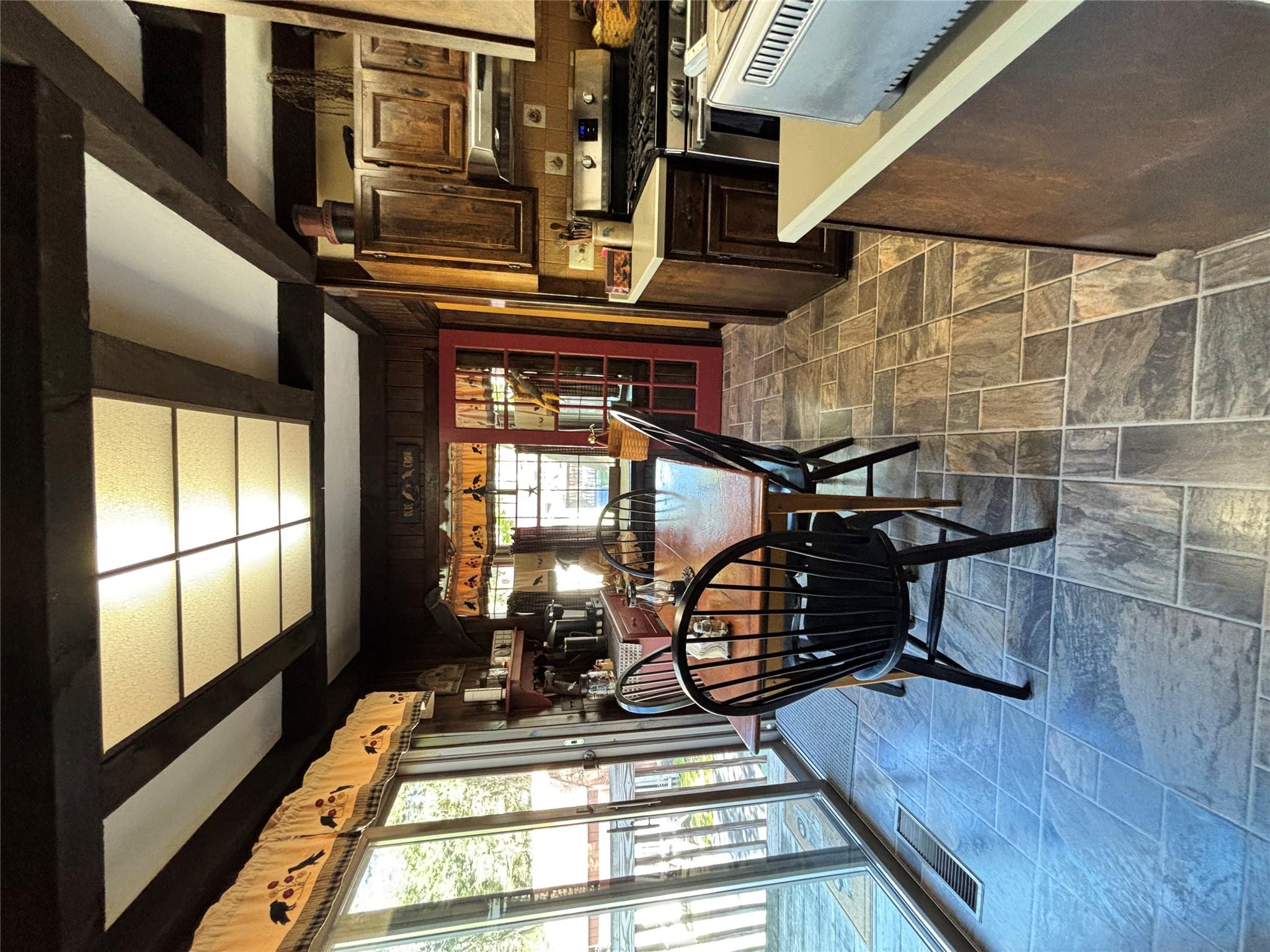 22 Maryland Avenue, Middletown, New York image 15