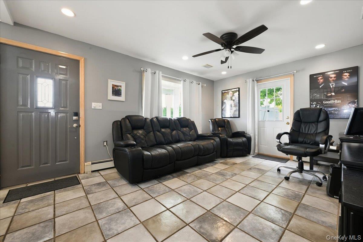 119 Periwinkle Road