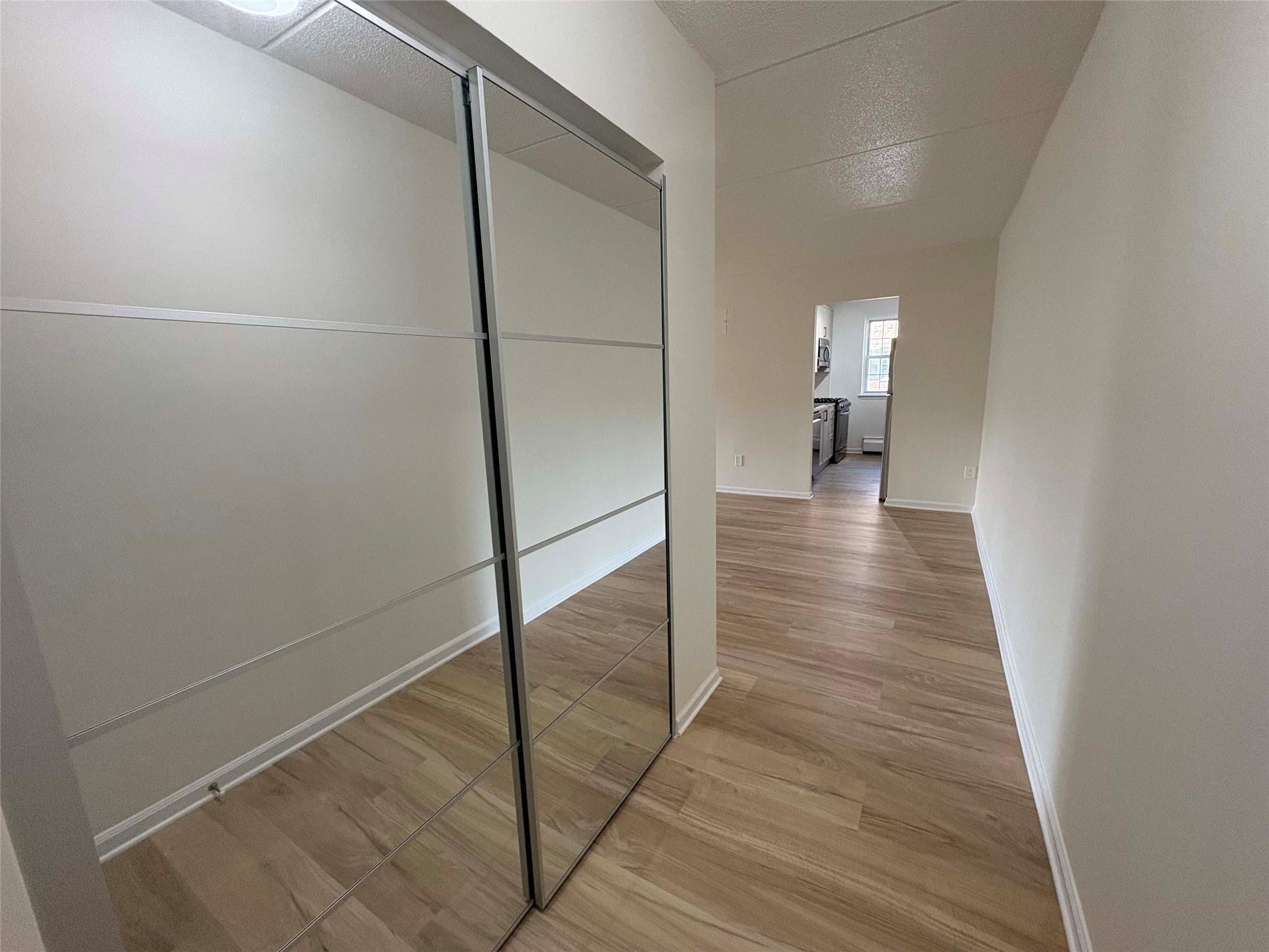 Consulate Drive 1K, Tuckahoe, New York - 1 Bedrooms  
1 Bathrooms  
3 Rooms - 