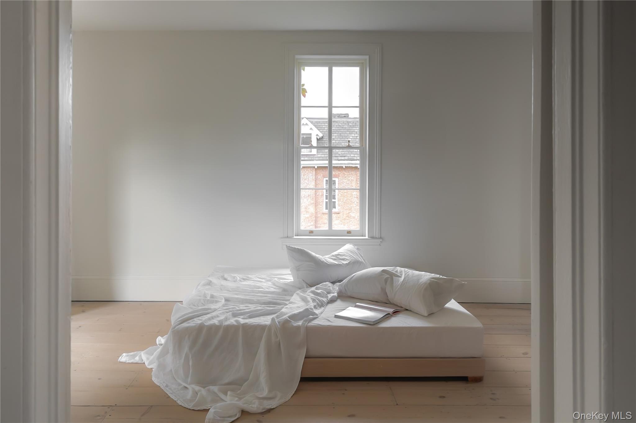 Newburgh, New York 12550, United States, 3 Bedrooms Bedrooms, ,2 BathroomsBathrooms,Residential,Active,216884