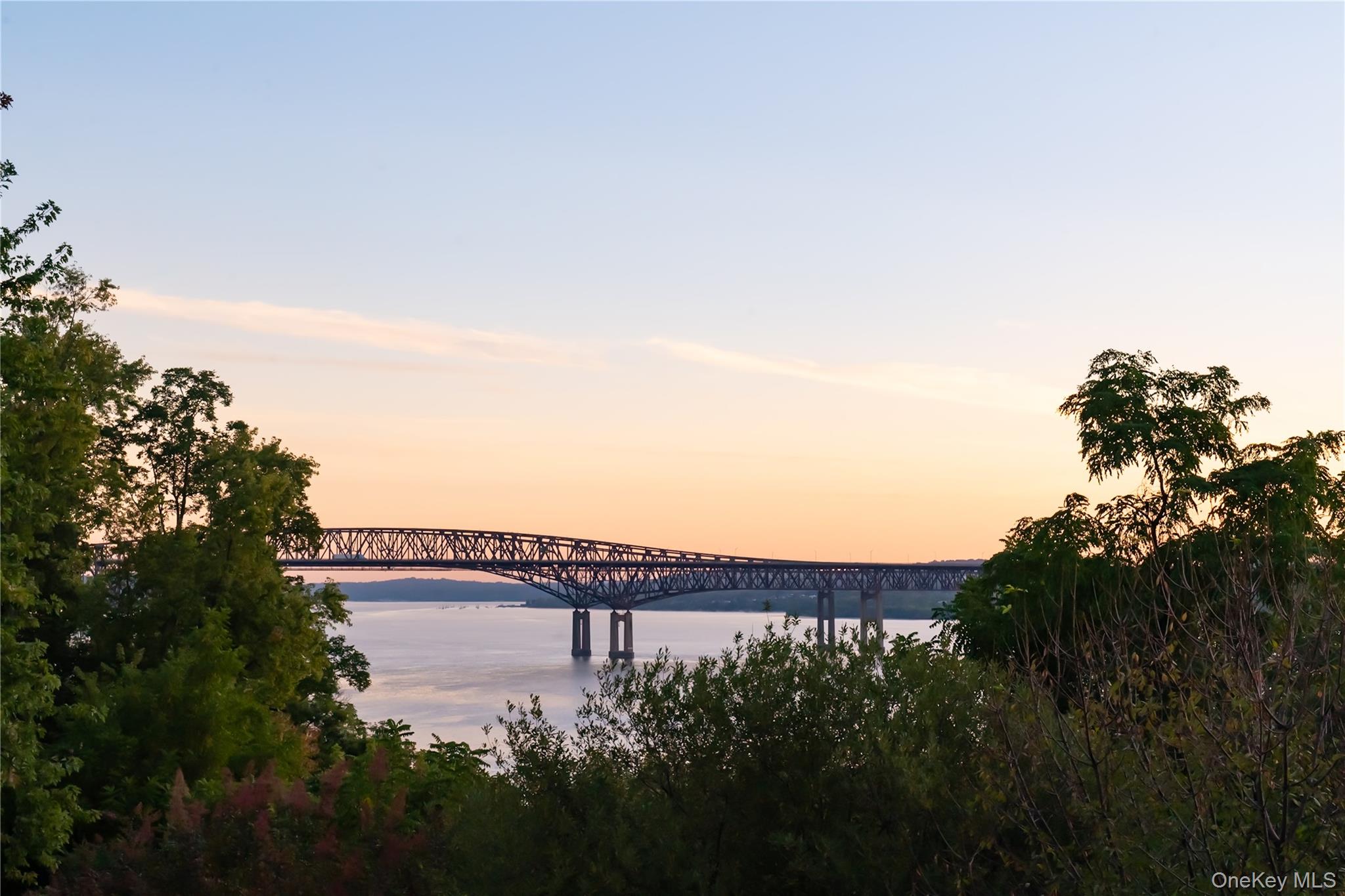 Newburgh, New York 12550, United States, 3 Bedrooms Bedrooms, ,2 BathroomsBathrooms,Residential,Active,216884