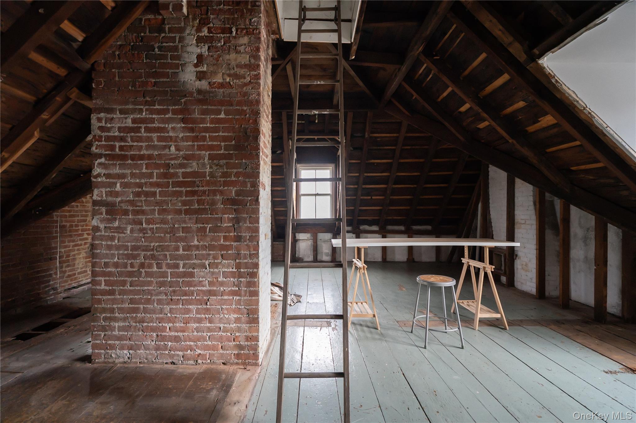 Newburgh, New York 12550, United States, 3 Bedrooms Bedrooms, ,2 BathroomsBathrooms,Residential,Active,216884