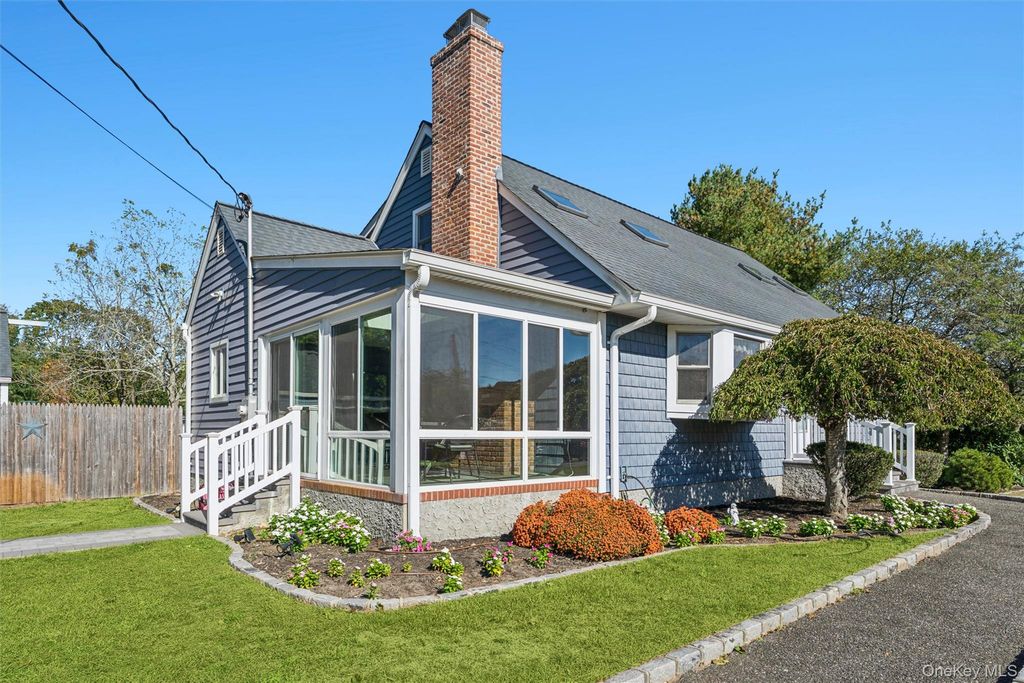 Photo of 15 Cedar Street, Center Moriches, NY 11934 (MLS # 923466)