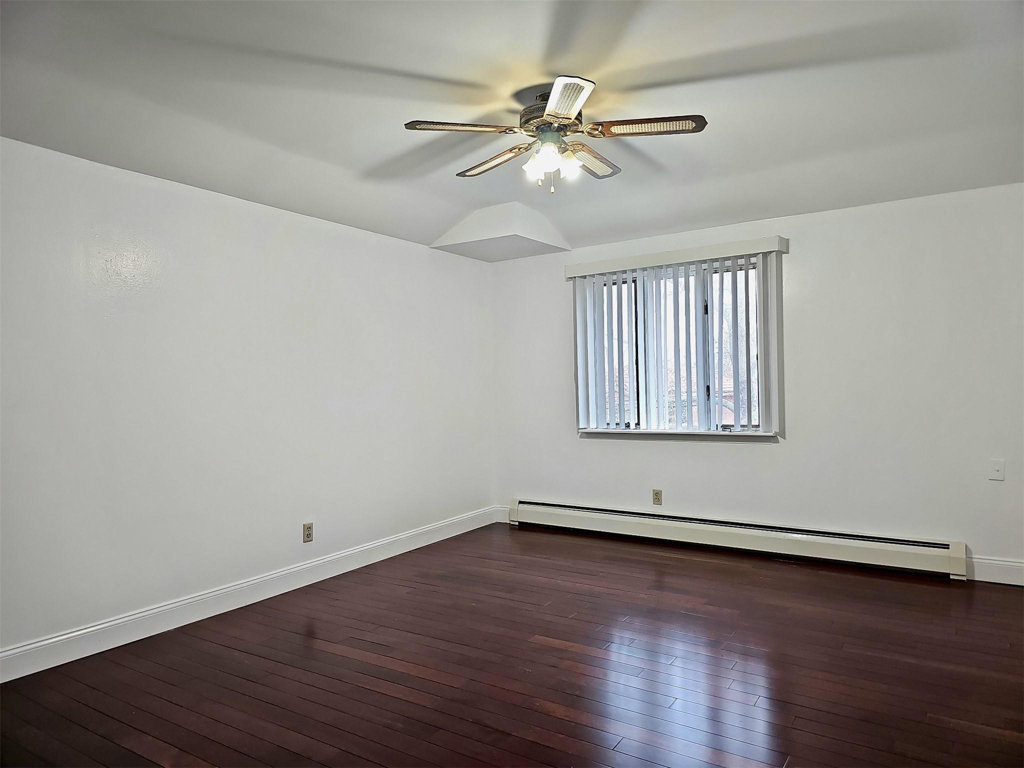 154-70 11 Avenue, Whitestone, New York image 7