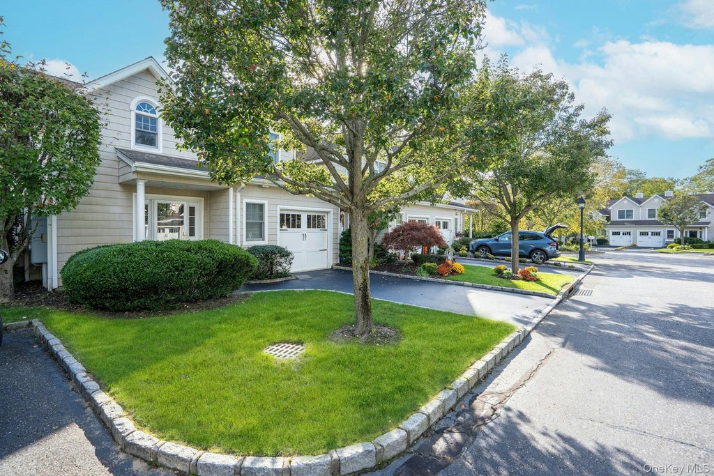 Photo of 32 Coral Lane, Sayville, NY 11782 (MLS # 1062818)