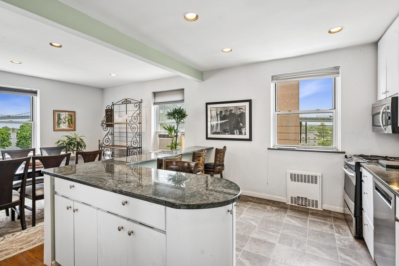 162-41 Powells Cove Boulevard 4G