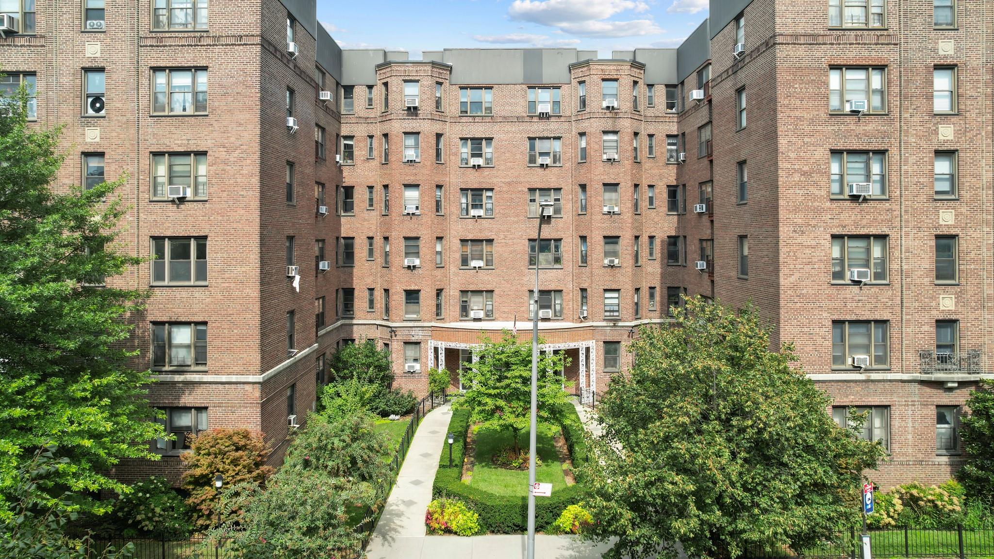 77-11 35th Avenue #2P, Jackson Heights, New York image 1