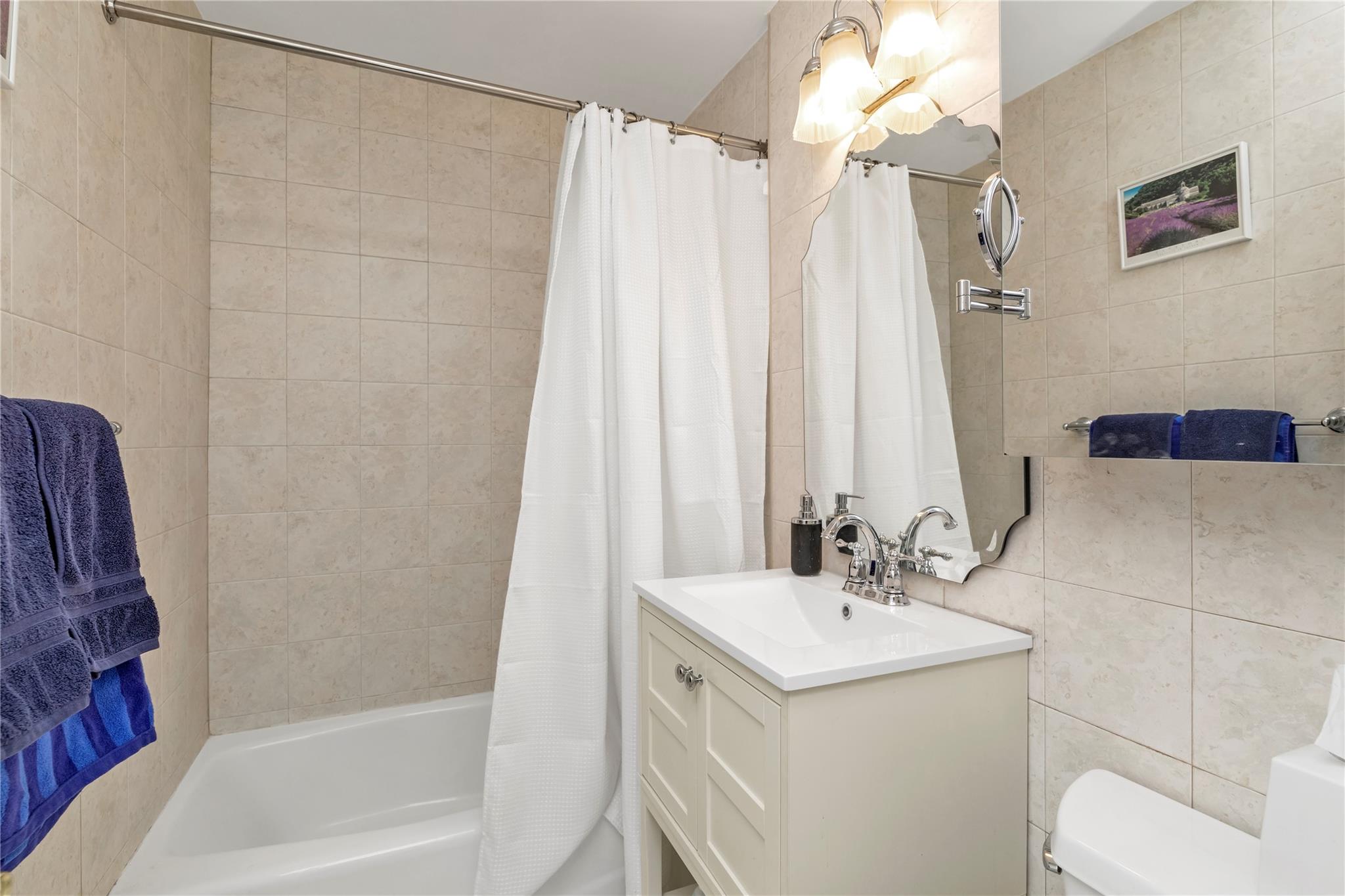 1 N Toms Point Lane #BLDG.8, APT.16J, Port Washington, New York image 13