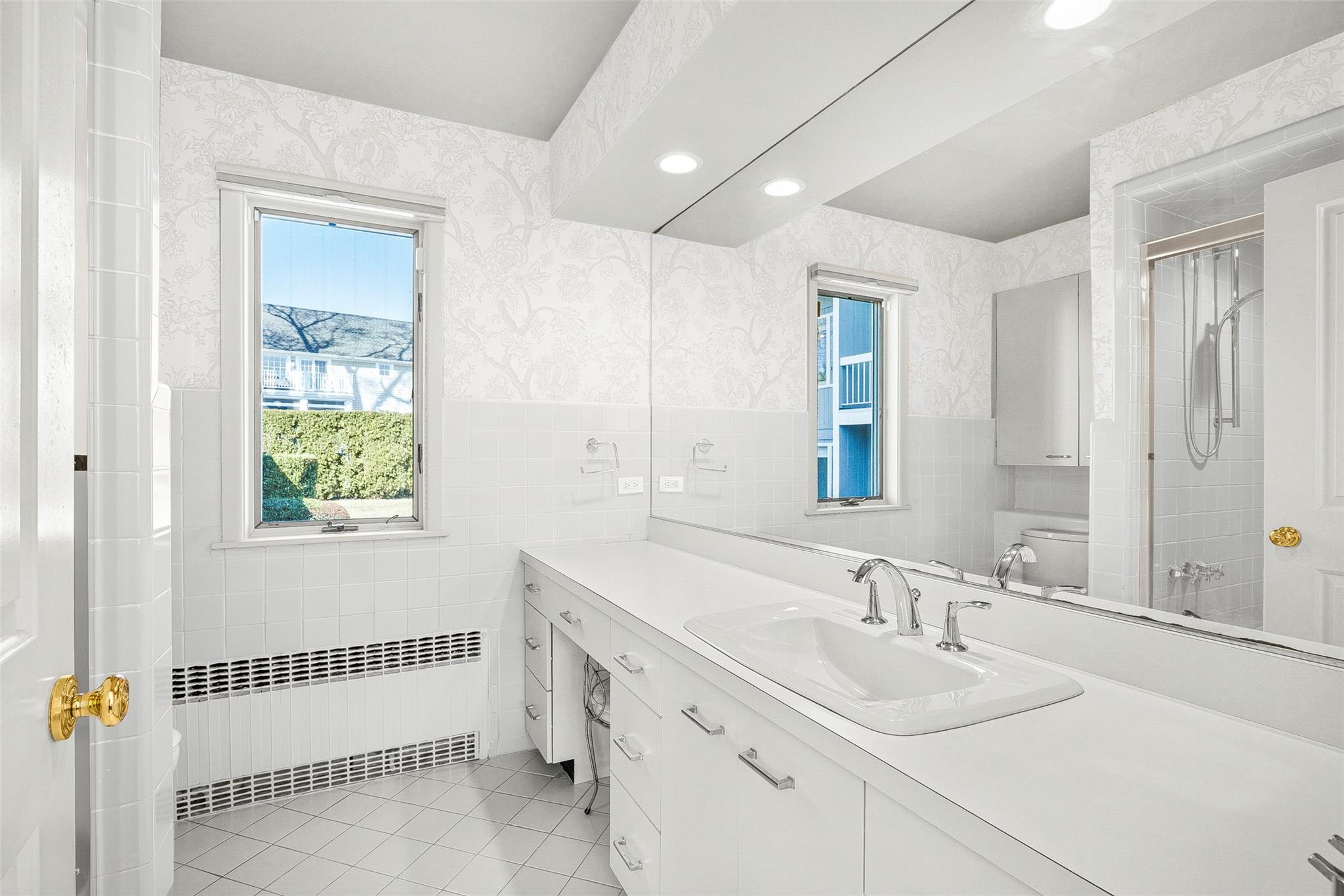 1035 Nautilus Lane, Mamaroneck, New York image 25