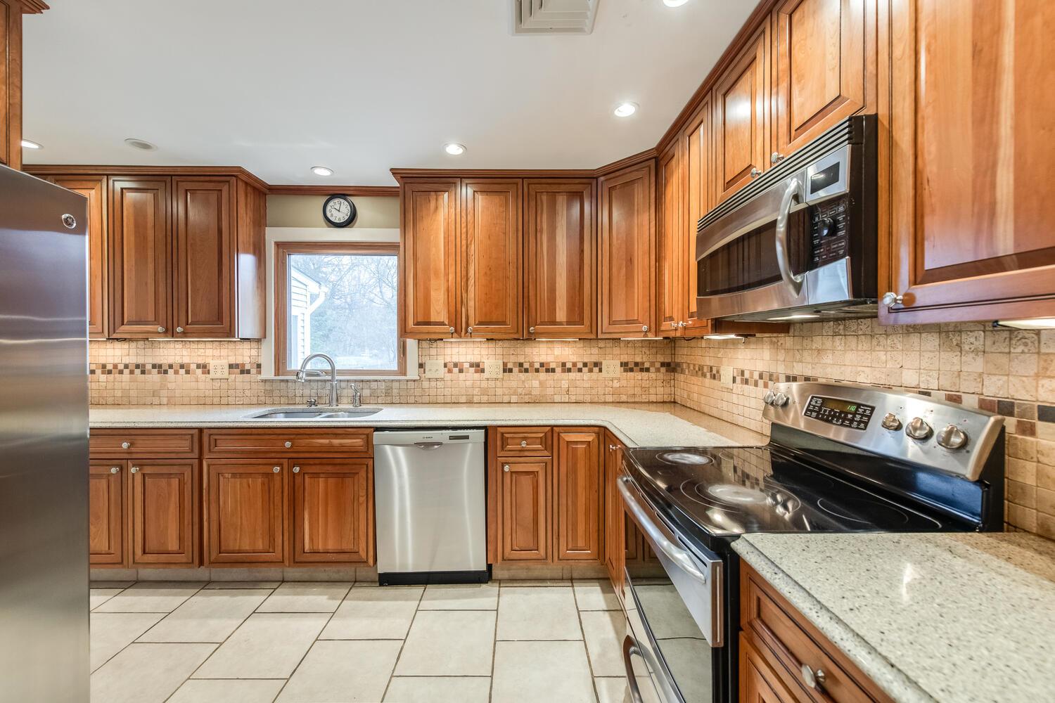 7 Henry Drive, Wappingers Falls, New York image 12