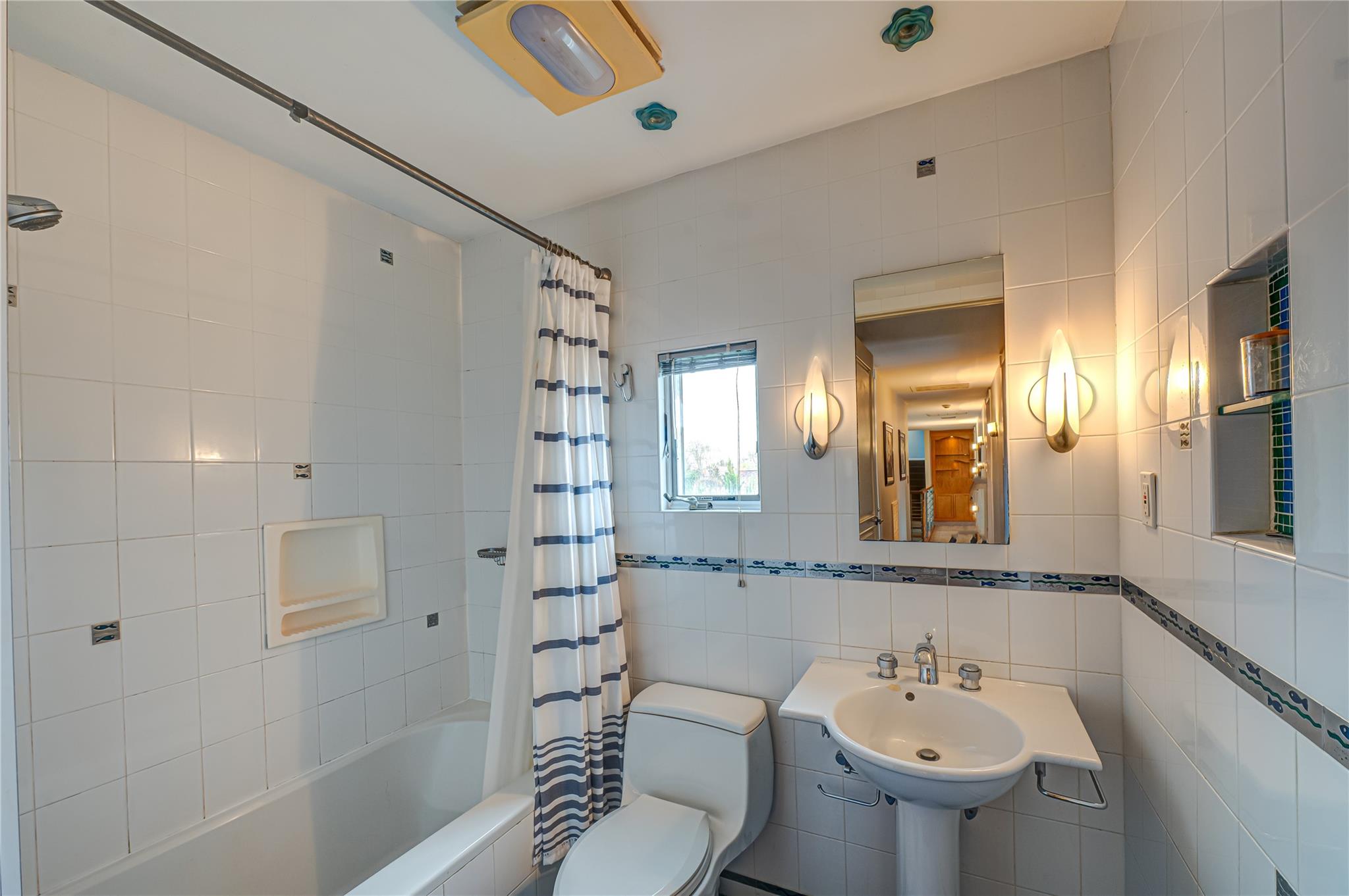 23 Sexton Drive, West Islip, New York image 24